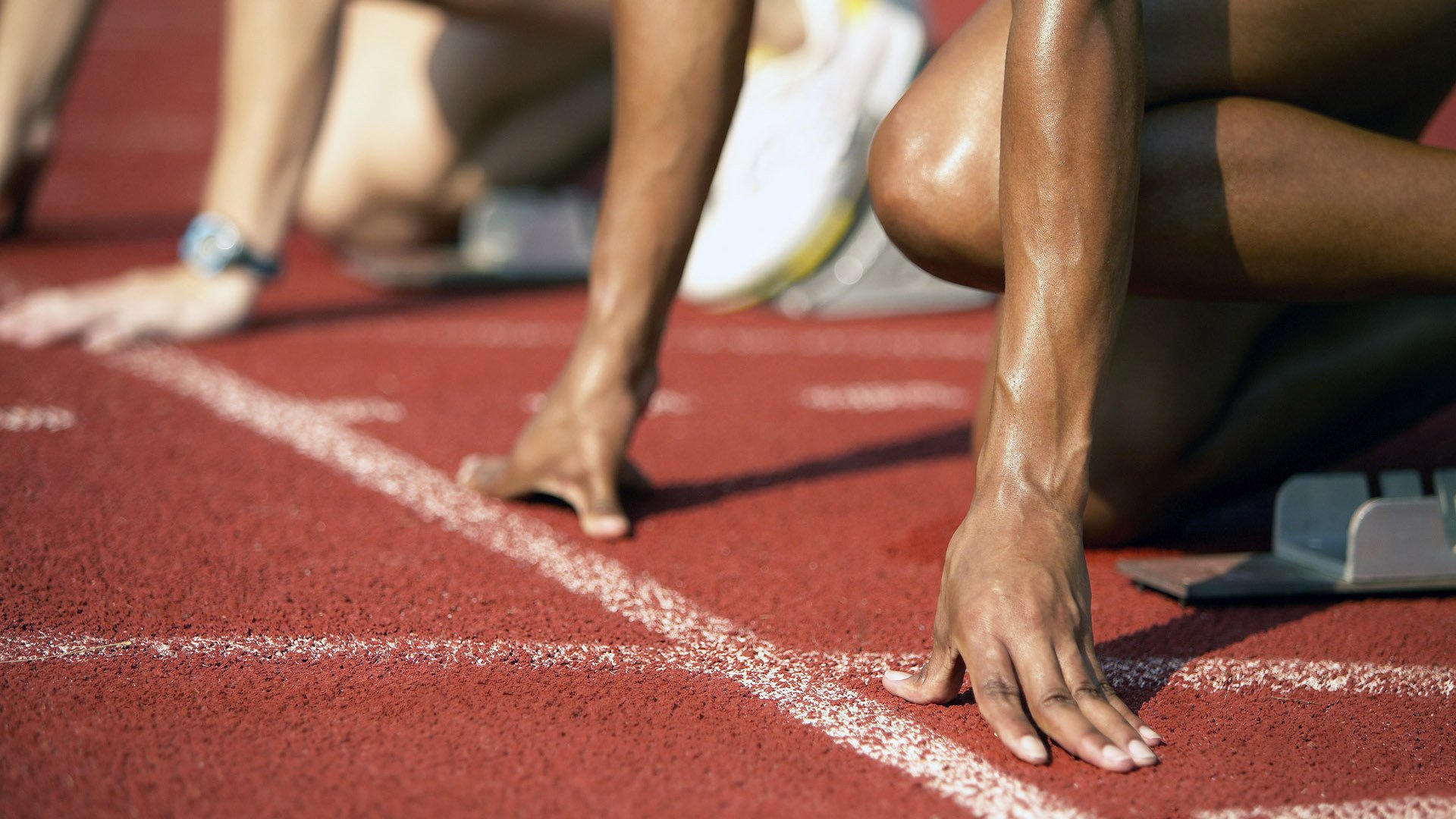 开云·体育官网-中超悬念终结?海港末轮取胜就夺冠,大连无欲无求,申花白忙一场